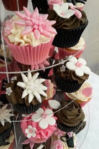 NiceyIceyCupCakes 1085364 Image 1